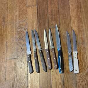 Mixed Lot of 8 Kitchen and Steak Knives - Imusa & Assorted Brands